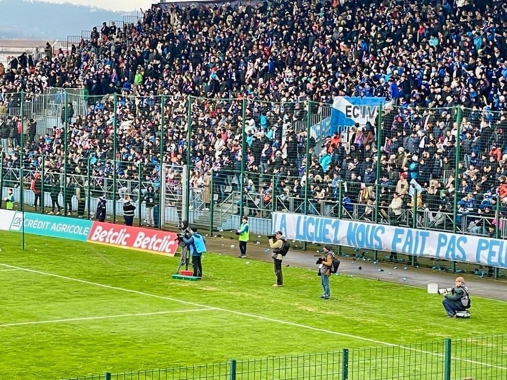 INTOO Habitat fier d'être partenaire du CA Pontarlier ! Match de coupe de France contre l'Olympique Lyonnais (OL)